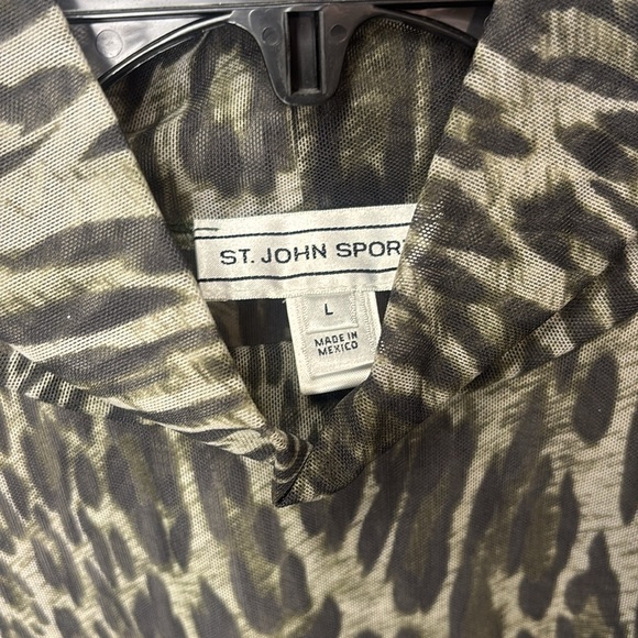 St. John Sport snake Print sheer Top, green, mock turtleneck, large - Picture 2 of 4